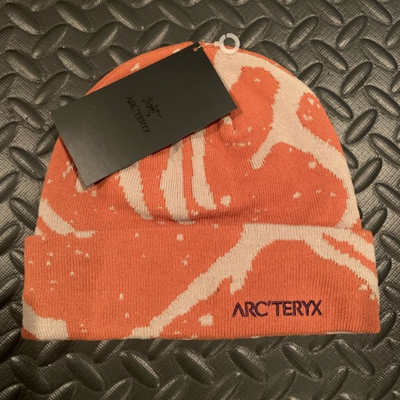 Brand New Arc’Teryx Grotto Toque - Picture 1 of 4